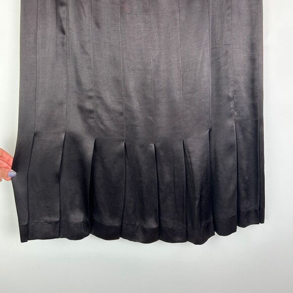 Theory "Gypsy" Satin Pleated Knee Length Skirt Back Buttons Brown Black sz 0 - Picture 2 of 12